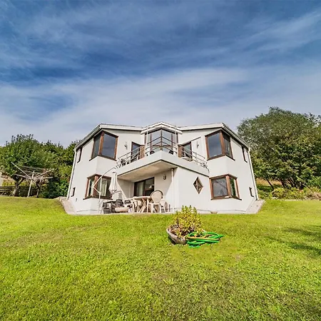 Σπίτι διακοπών Atemberaubende Architekten-villa In *
